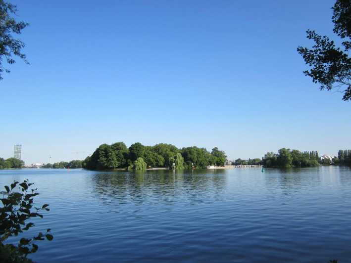 Berlin: guided canoe | kayaktour - Rummelsburg’s Stasi prison story and the Spreepark leftovers
