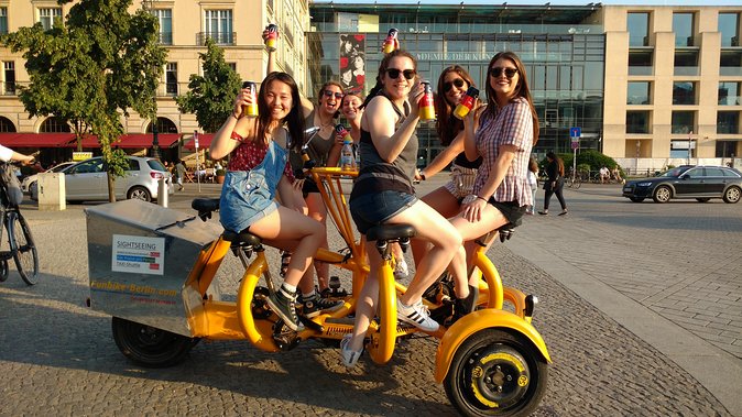 Berlin : Guided Private Sightseeing Tours with Funbikes, Teambikes - Funbike vs walking: how you actually save energy in Berlin