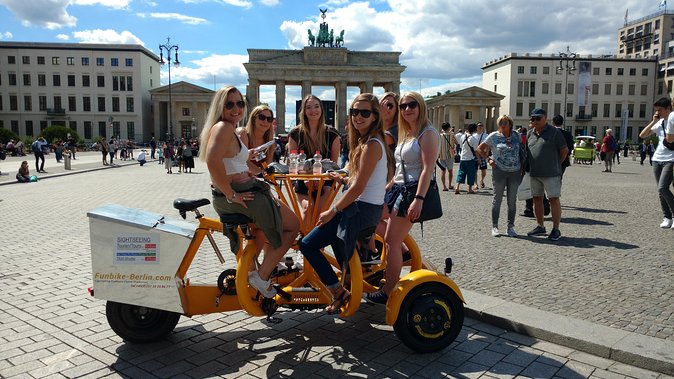 Berlin : Guided Private Sightseeing Tours with Funbikes, Teambikes - Private tour pace: what it feels like from Pariser Platz