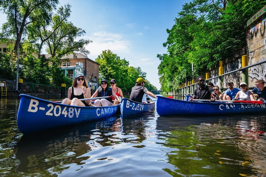 Berlin: Guided Tour by Canoe - Eco-friendly sightseeing you can feel good about