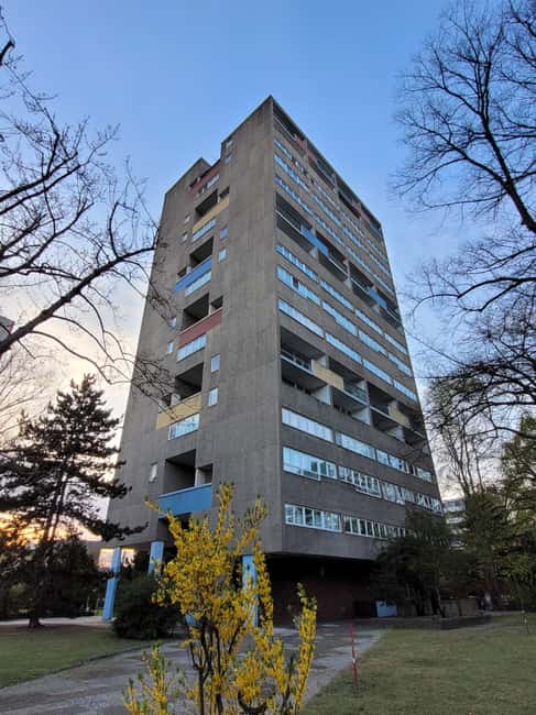 Berlin: Hansaviertel Modernist Architecture Tour - 19th-century Hansaviertel: villas, gardens, and famous residents
