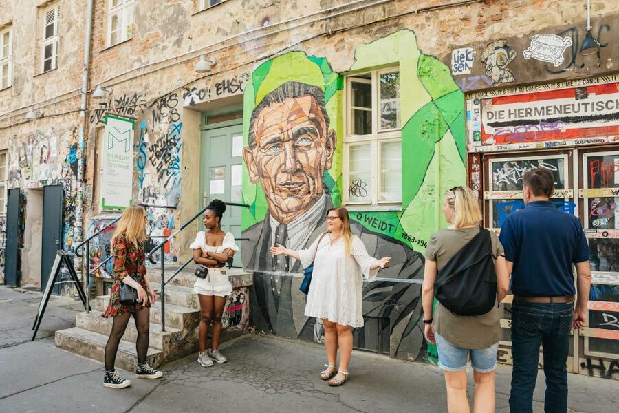 Berlin: Hidden Backyards Guided Walking Tour - The guide makes or breaks it: the story style you want