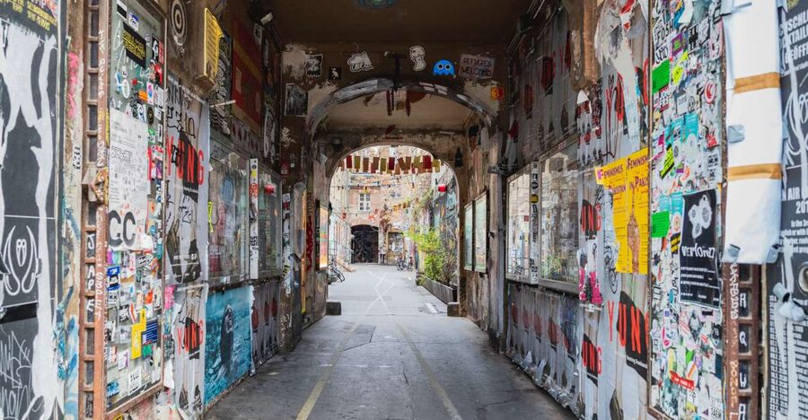 Berlin: Hidden Backyards Guided Walking Tour - Why Berlin’s Höfe matter: seeing the city’s secret address system