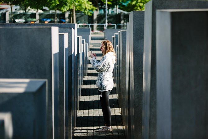 Berlin Highlights 3-Hour Bike Tour - Guides matter: styles you might experience
