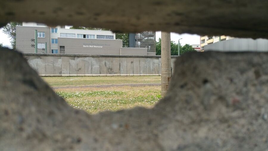 Berlin Highlights in One Day - Six hours to map Berlin, from the Spree to Alexanderplatz