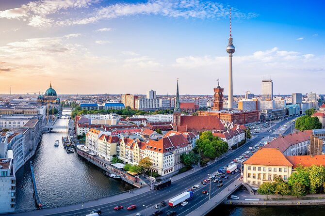 Berlin Highlights Self guided scavenger hunt and Walking Tour - Who should book this Berlin Highlights city escape game