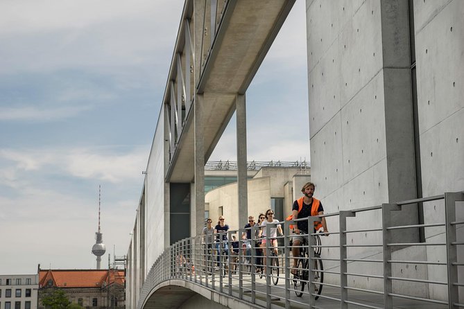 Berlin Highlights Sightseeing Bike Tour in Small Groups - Kulturbrauerei Courtyards: Industrial Berlin Before the Big Stories