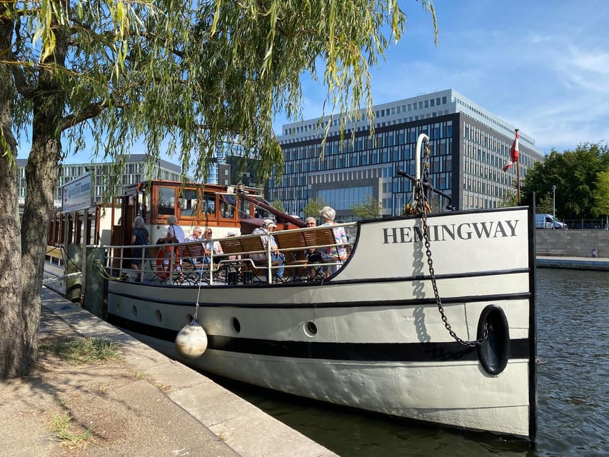 Berlin: Historic Boat Sightseeing City Center Tour - Key highlights to notice before you go
