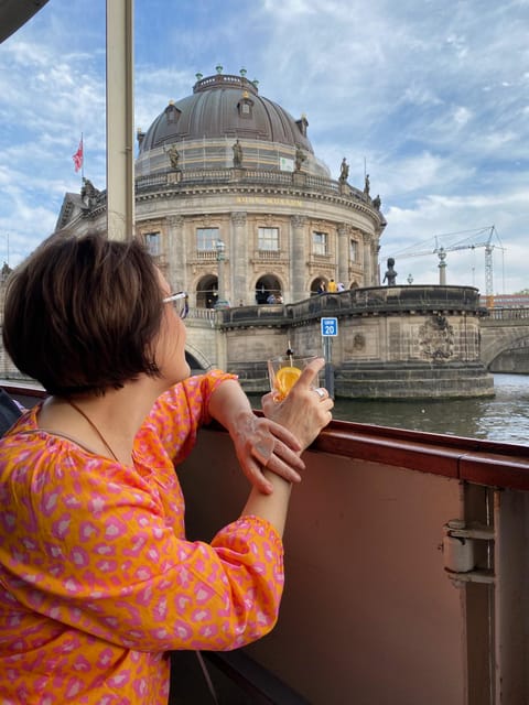 Berlin: Historic Boat Sightseeing City Center Tour - Who this tour suits best (and who might skip it)