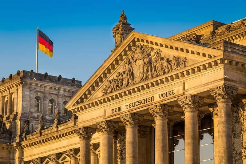 Berlin: History of the Third Reich Guided Walking Tour - Luftwaffe headquarters: Third Reich architecture that survived bombing