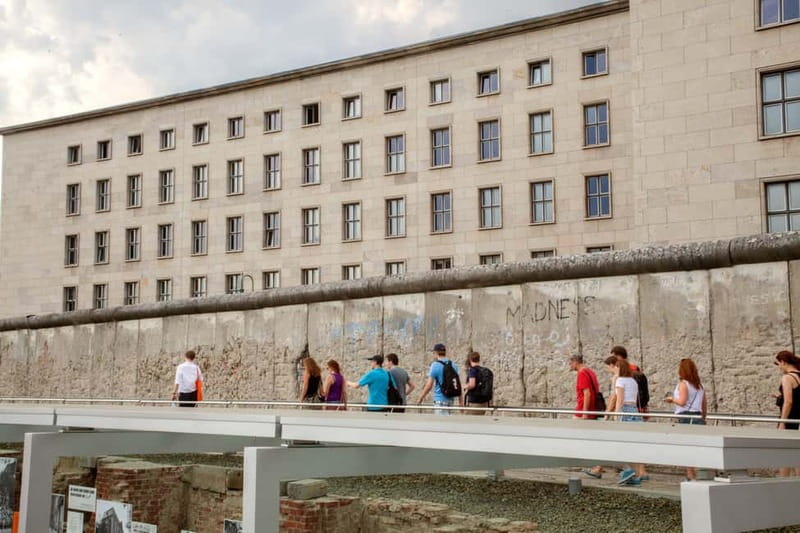Berlin: History of the Third Reich Guided Walking Tour - Soviet memorial: standing where liberation cost everything