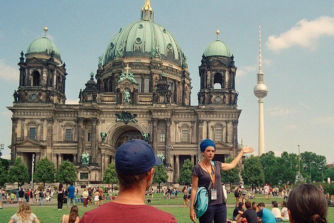 Berlin History Walking Tour with a French-Speaking Guide - The Walk Setup: Timing, Group Size, and What It Means for You
