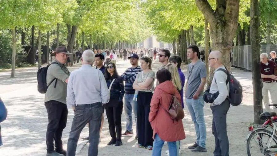 Berlin: Hitler's Berlin The Rise & Fall Guided Walking Tour - Reichstag: where democracy, dictatorship, and unity collide