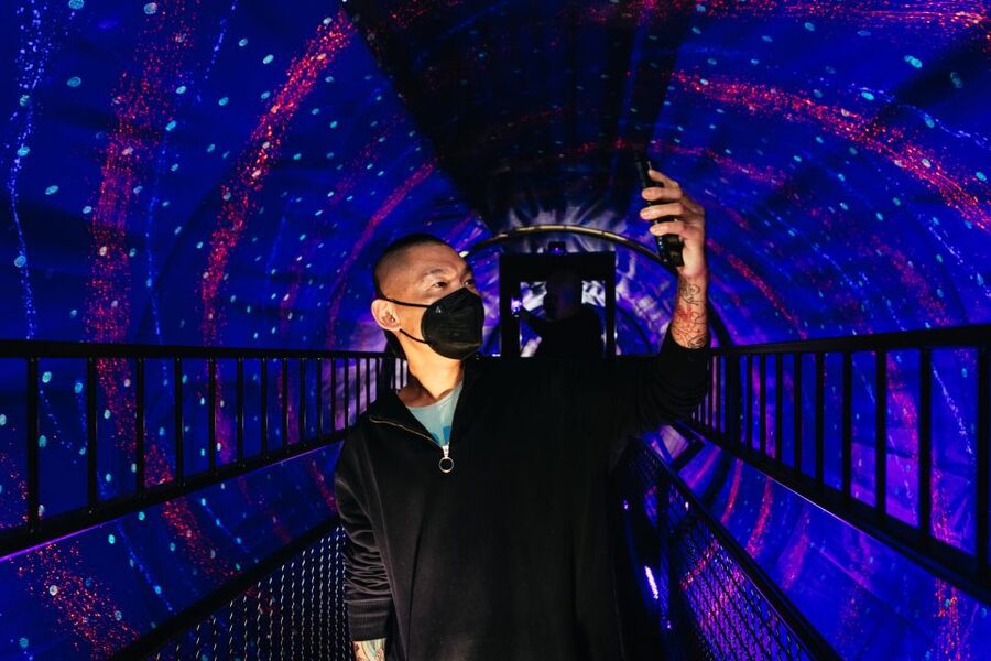 Berlin: Illuseum Berlin Entrance Ticket - Photo Moments, Staff Help, and the Best Way to Capture the Trick