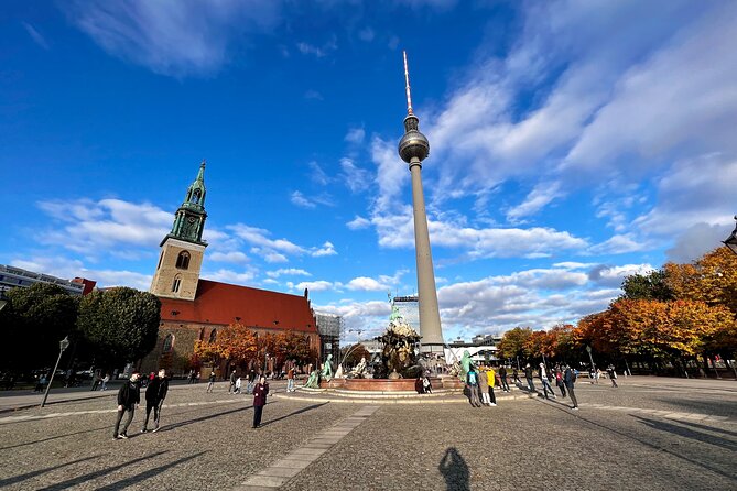 Berlin In A Nutshell: Introductory Group Walking Tour - Key things I’d watch for