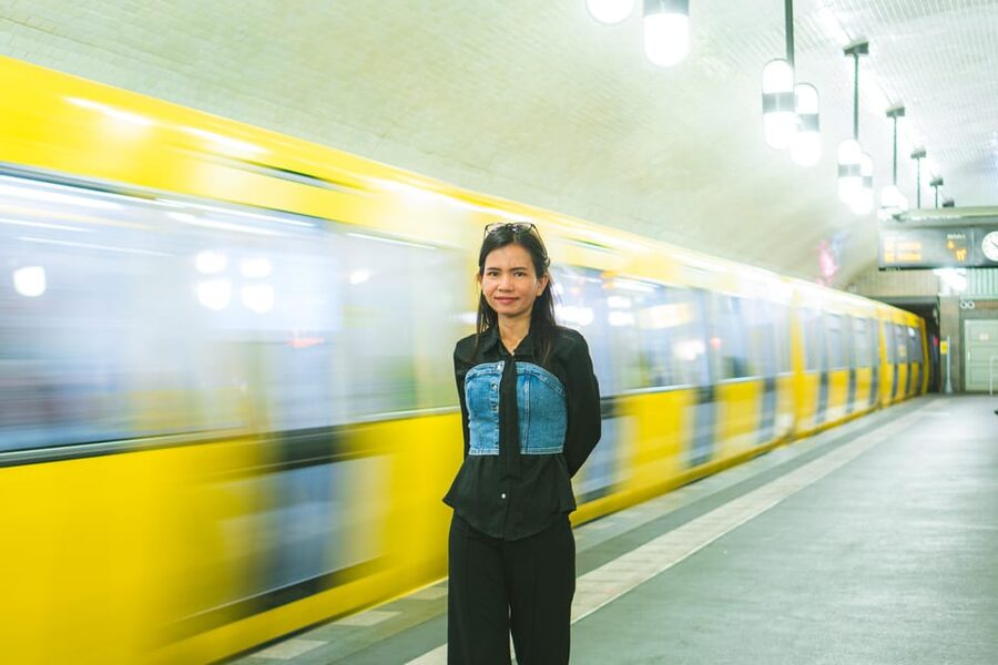 Berlin: Instagram Tour of the most visited spots - What You Get Back: Photos Within 24–48 Hours