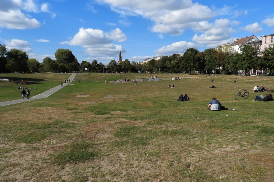 Berlin: Kreuzberg Guided Walking Evening Tour - Who this tour is best for (and who might want a different plan)