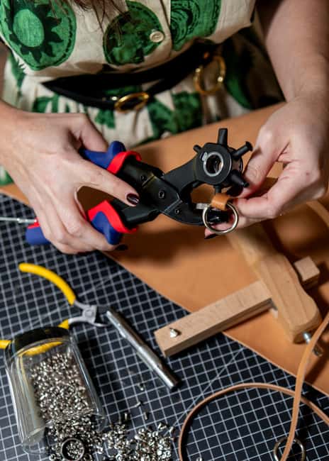 Berlin: Leather Craft Workshop with Local Designer - Atelier Amoreze in Prenzlauer Berg: a fashion-studio break from the main drag