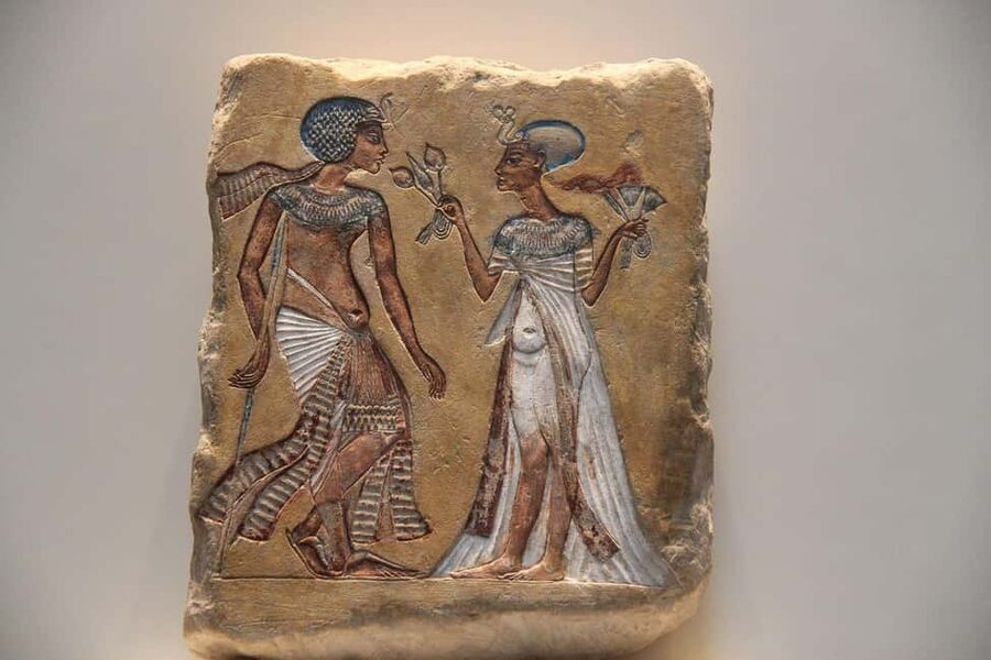 Berlin: Neues Museum Entry & Egyptian Art Digital Tour - Egyptian Collection focus: Nefertiti and the power of being guided