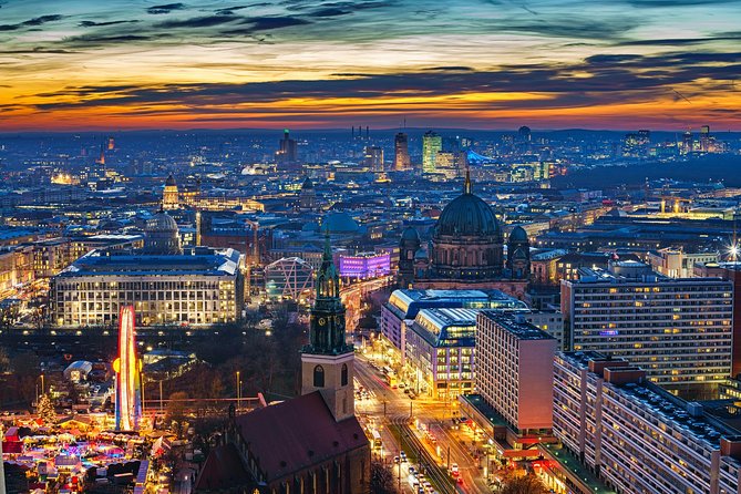 Berlin Night Tours By Locals: Private & Personalized, See the City Unscripted - How this 3-hour private night route actually feels