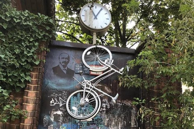 Berlin Off-the-Beaten-Path Walking Tour: Kreuzberg, Mitte and Friedrichshain - Kreuzberg: Turkish community, Jewish quarter, and the city’s garden rebellion