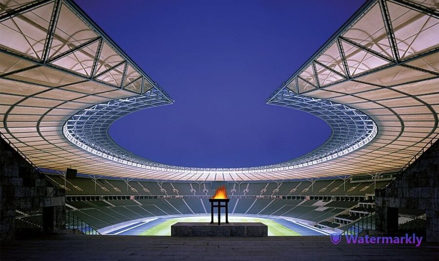 Berlin: Olympia Stadium Entrance Ticket - Who should book this Olympiastadion entrance ticket?