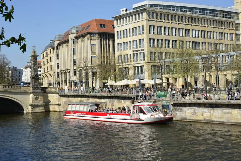 Berlin: Panoramic Boat Tour with Bilingual Audio Guide - A 1-Hour Spree Cruise That Hits Berlin’s Power Core