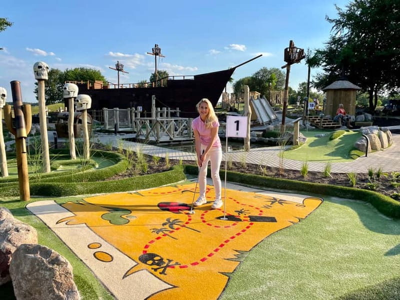 Berlin: Pirate´s Island Adventure Mini Golf Ticket - Getting there and what you do when you arrive