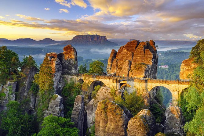 Berlin-Prague One-Way Sightseeing Day Tour - Key highlights at a glance