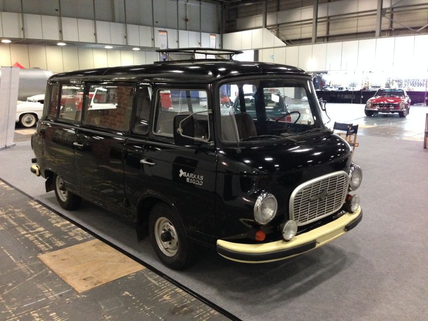 Berlin: Private 2-Hour Sightseeing Tour in Classic GDR Van - Getting On the Van: Meeting Point, Comfort, and On-Board Rules