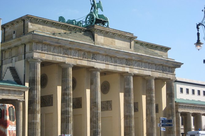 Berlin Private Custom 5-Hour Tour by Car - East Side Gallery: Berlin Wall art you can’t ignore