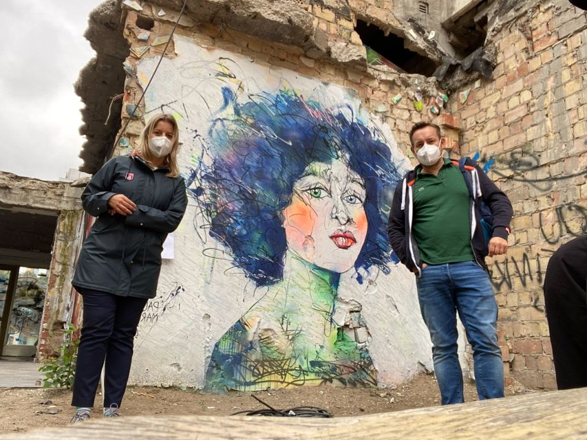 Berlin: Private Custom Tour with a Local – Icons & Gems - The guide experience: personable, organized, and responsive