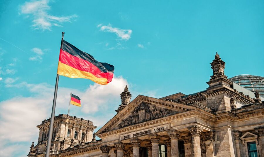 Berlin: Private Custom Tour with a Local – Icons & Gems - Quick practical tips before your day starts