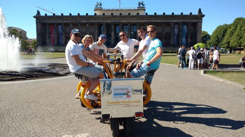 Berlin: Private Guided Sightseeing Tours with Funbikes - Pariser Platz Start: Easy Access by Brandenburg Gate