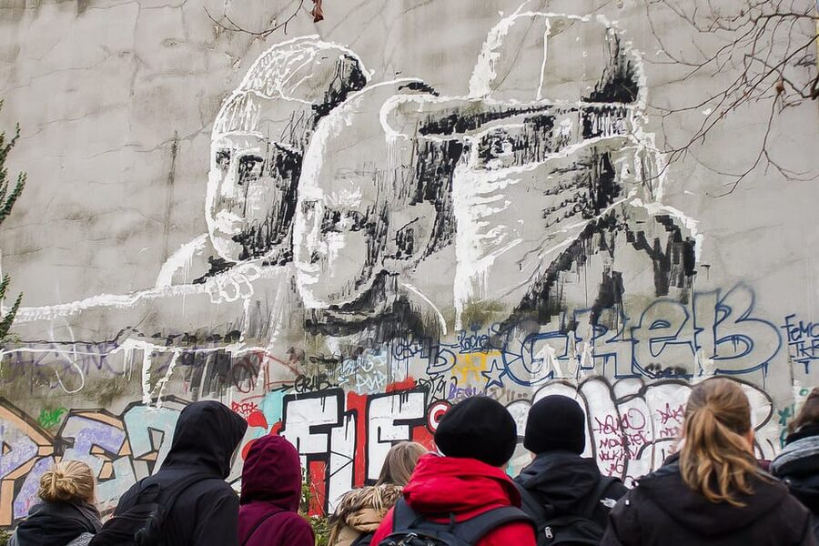 Berlin: Private Kreuzberg Street Art Walking Tour - Pace, Comfort, and the Real-World Stuff That Matters