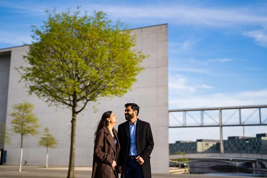 Berlin: Private Photo Session with Professional Photographer - Keeping it relaxed: how fast doesn’t mean rushed