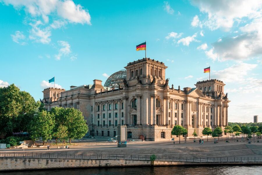Berlin: Private Reichstag and Glass Dome Tour - Brandenburg Gate: the story beats you’ll actually remember