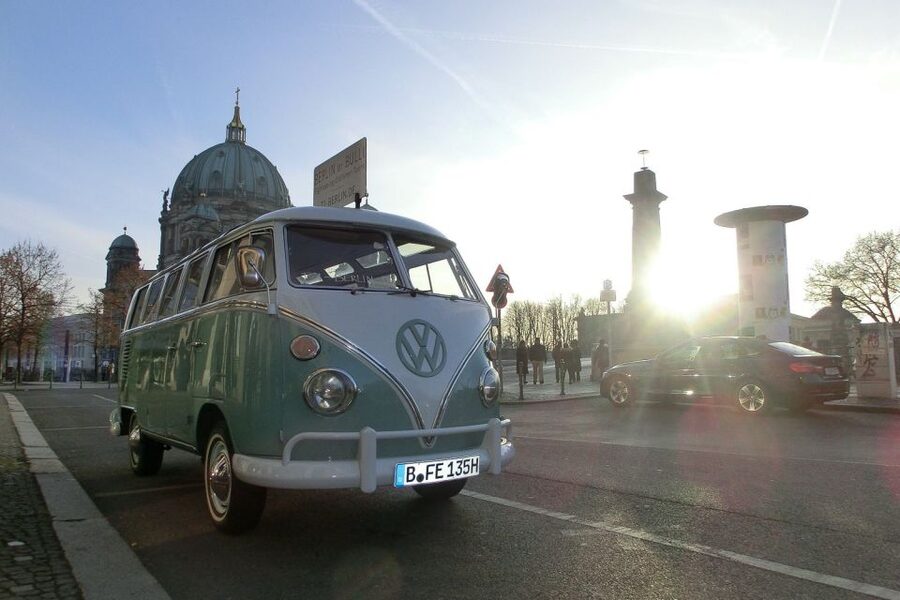 Berlin: Private Sightseeing Tour in Iconic Oldtimer VW Bus - Stop-by-stop: Berlin Cathedral, Potsdamer Platz, the Wall sites, and more