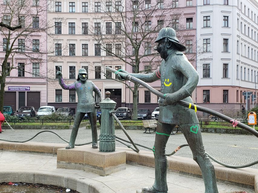 Berlin: Private tour through the district of Kreuzberg - Key moments that make this Kreuzberg tour worth your time
