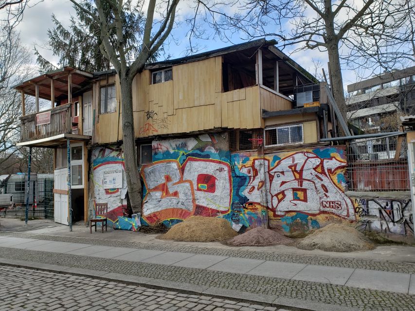 Berlin: Private tour through the district of Kreuzberg - The pace of a private walking tour: freedom with structure