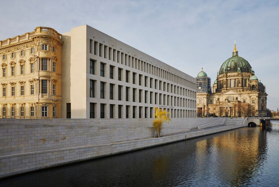 Berlin: Prussian History Walking Tour with Geo Epoche - Starting at the Lustgarten: where Prussian Berlin shows its “big plan”