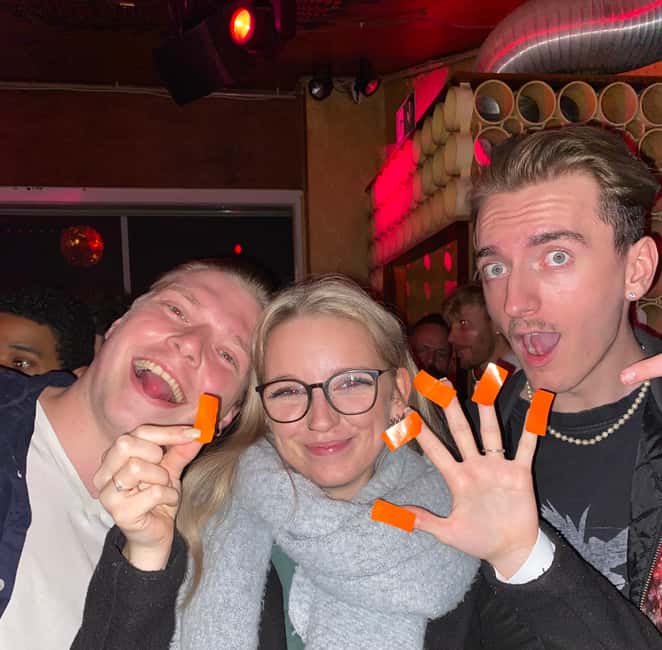 Berlin Pubcrawl: Shots, Party Games, Prices & VIP Club Entry - Who This Is Best For (and Who Should Think Twice)