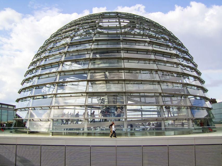 Berlin: Reichstag, Plenary Chamber, Cupola & Government Tour - The Norman Foster dome and roof terrace: the views and the architecture lesson