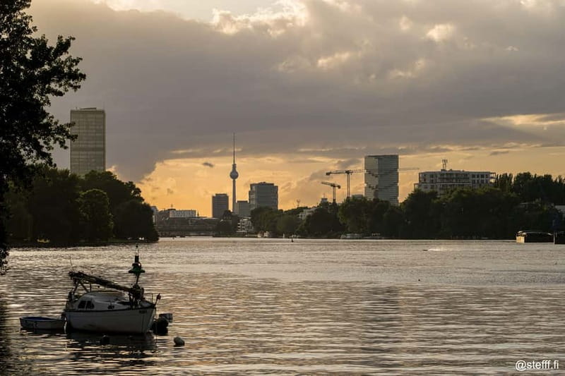 Berlin's Wild East: Nightlife & Counterculture Boat Tour - Pricing and what you’re really paying for