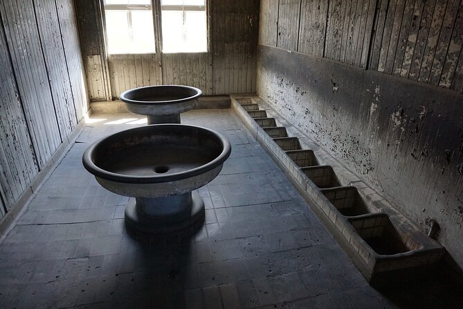 Berlin: Sachsenhausen Concentration Camp Memorial Tour - Berlin to Sachsenhausen: why this tour works as a 5-hour timeline