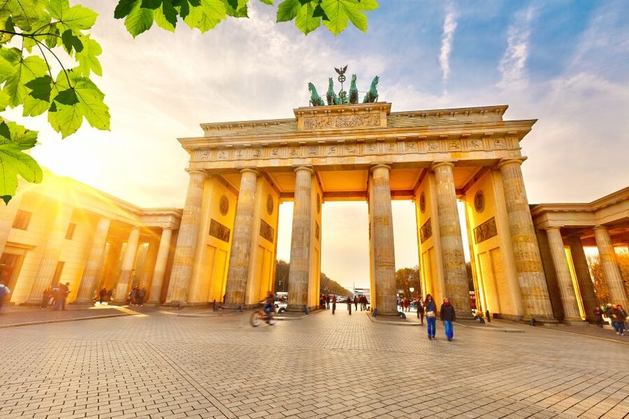 Berlin: Scenic Guided Tour by Private Car for 2, 3, 6 Hours - Hotel pickup and route planning: you set the tone on day one