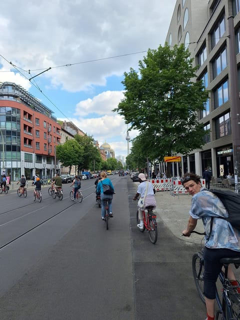 Berlin: Secrets of Berlin Bike Tour - Mauerpark and a Walkable Pause Before More Riding