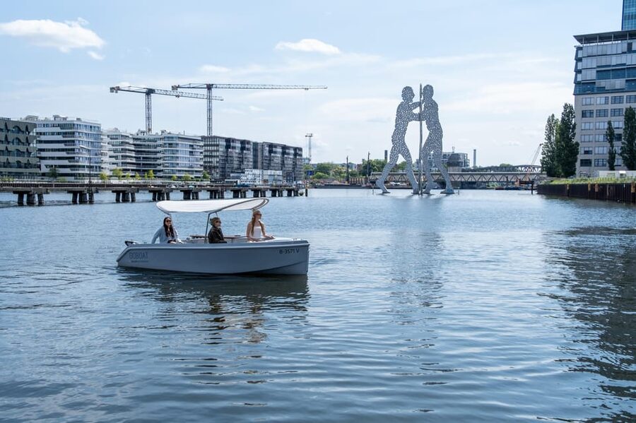 Berlin: Self-Drive Boat Tour - Weather reality: what blankets and a roof mean for comfort