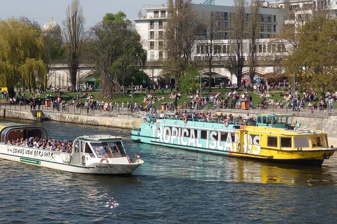 Berlin sightseeing boat tour on the Spree - Price and Value for a 1-Hour Berlin Landmarks Cruise