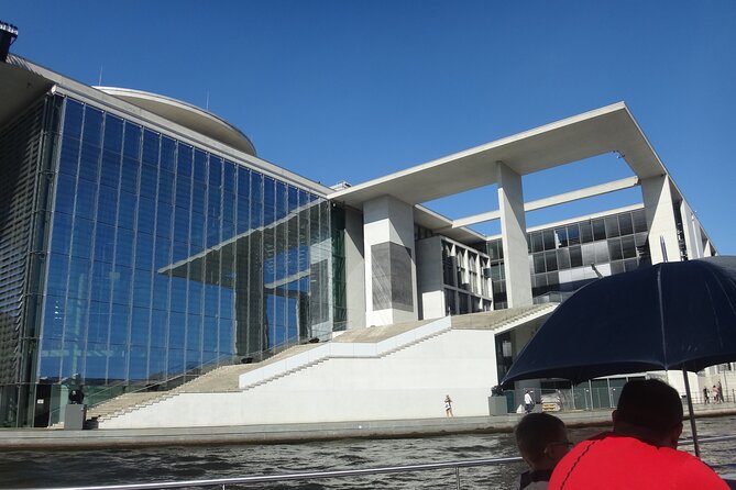 Berlin sightseeing boat tour on the Spree - Should You Book This Spree Sightseeing Boat Tour?